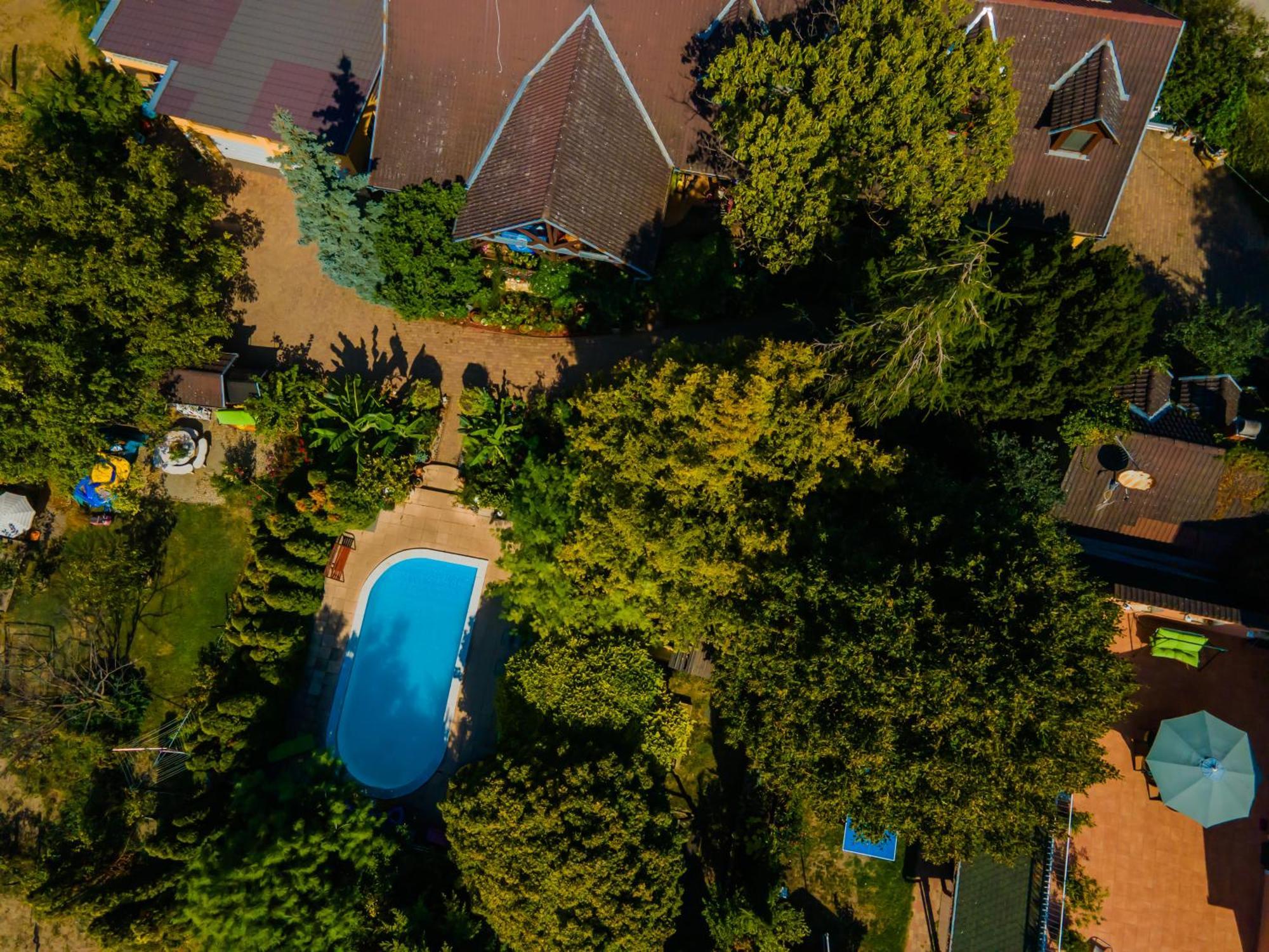 Katica Vendeghaz Apartment Сиофок Екстериор снимка